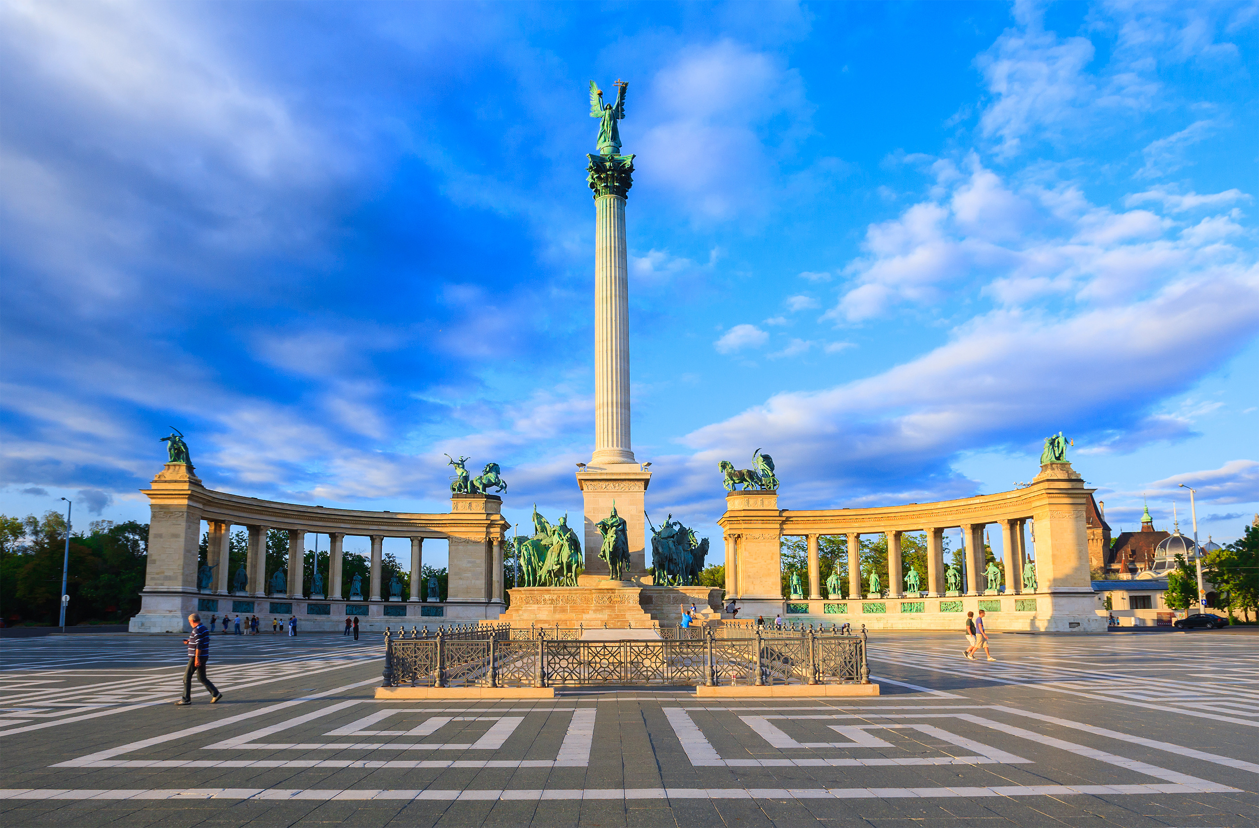 Heltepladsen, Budapest