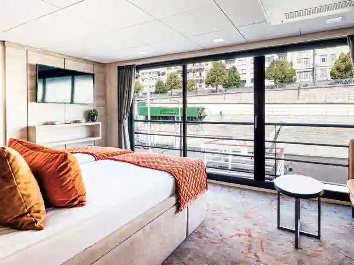 M/S Vivienne