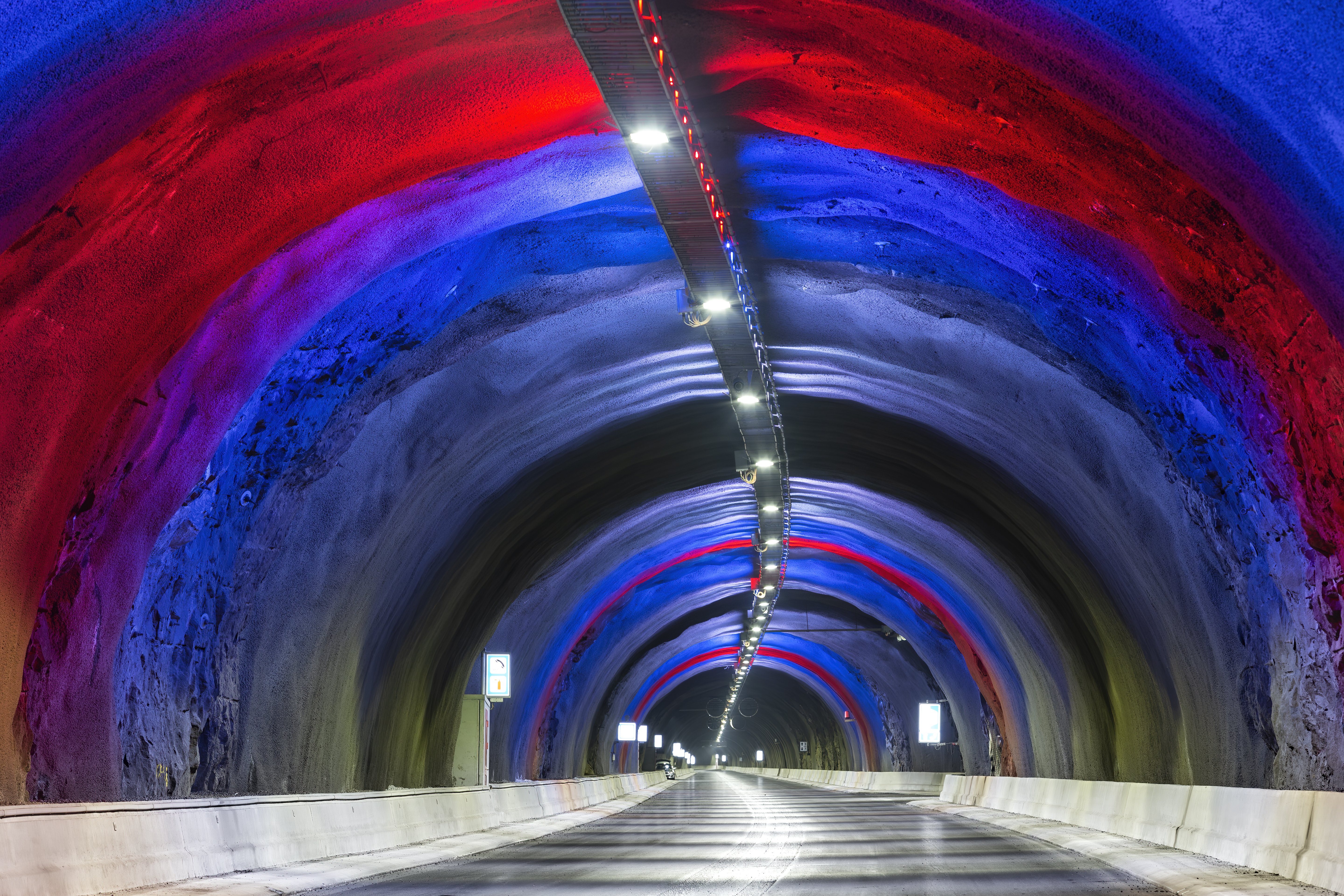 Tunnel Eysturoyar 